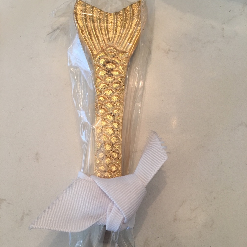 Bottle opener. Fish/mermaid tail